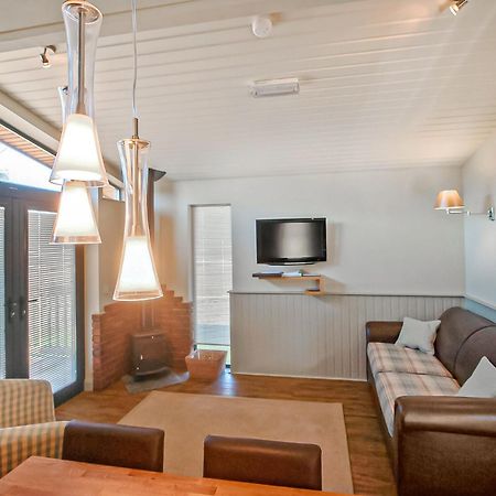 The Sherwood Hideaway Lodges Bothamsall 외부 사진