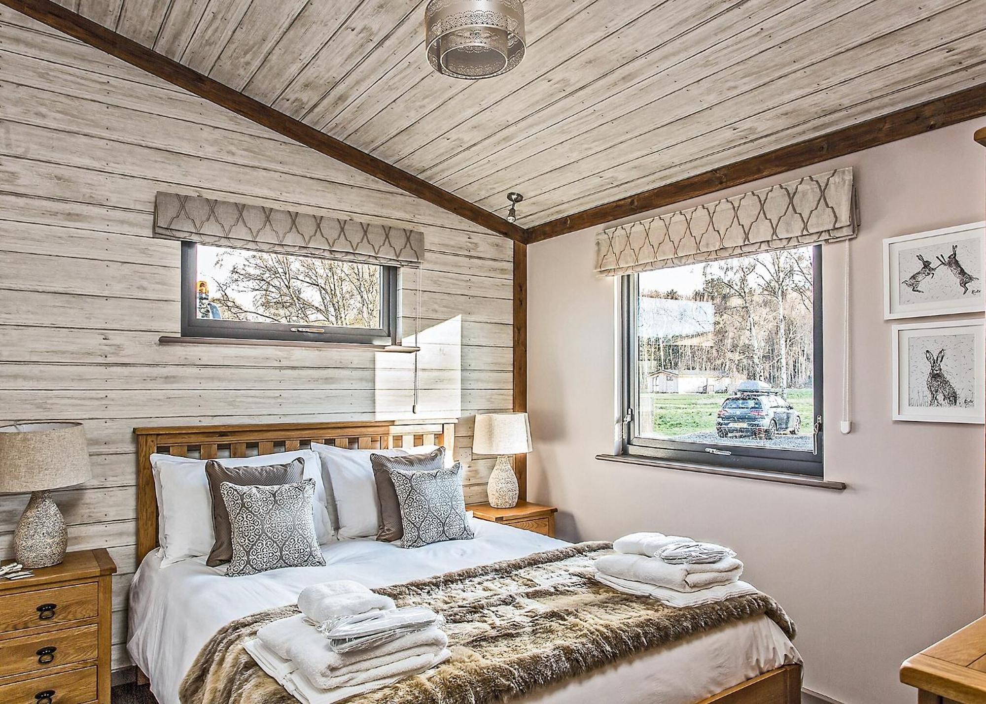 The Sherwood Hideaway Lodges Bothamsall 외부 사진